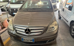 Autovettura Mercedes Classe B 180CDI
