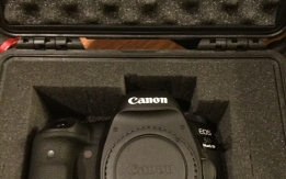 Canon EOS 5D Classic Camera-28-135mm Obiettivo ultrasonico-