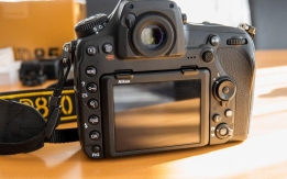 Nikon D850 nella confezione originale