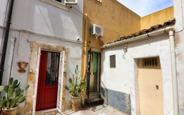 Noto, di giorno e di notte in una città da film