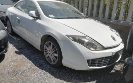 Renault Laguna Coupé 2000 dci
