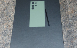 Samsung Galaxy S23 Ultra 5G 256GB costo soli  530 EUR