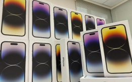 Stock, iPhone 14 Pro Max, iPhone 14 Pro, iPhone 14, Samsung,