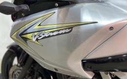 SUZUKI V-STROM 650 2004