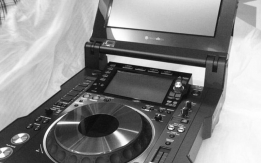 Vendi Pioneer DDJ RZX / Pioneer CDJ-Tour1/ Pioneer DDJ-RZ